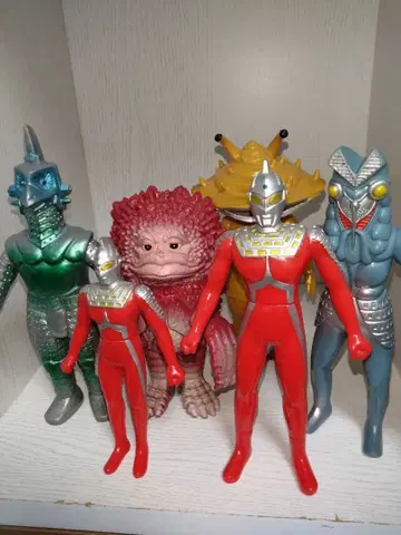 울트라 괴수 시리즈 5체