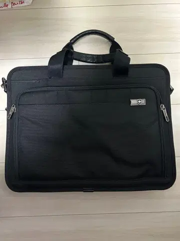 Victorinox 블랙 비즈니스 백