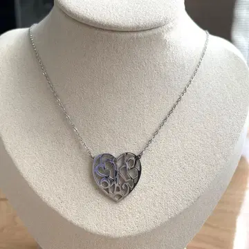 AGATHA 하트 목걸이