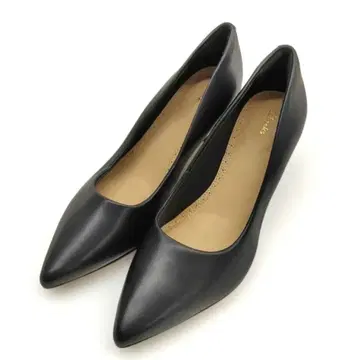 하자품 Clarks 블랙 포멀 펌프스 24.5cm 8683