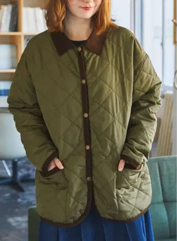 올리브 그린 퀼팅 자켓