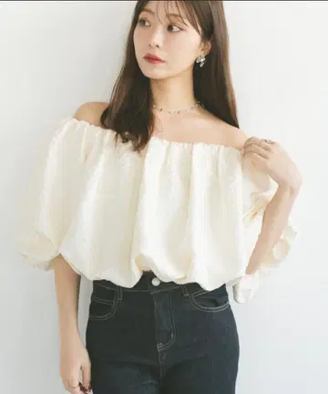 ECREL 새틴 자카드 벌룬 상의