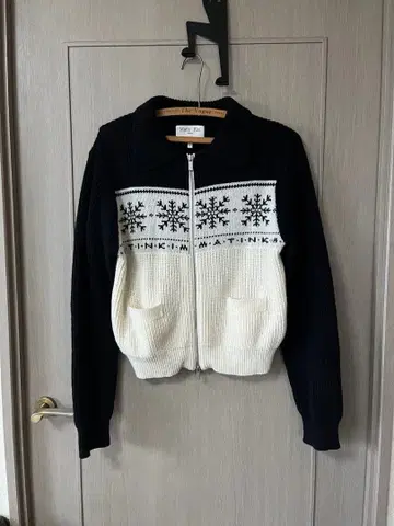 [ matin kim ] SNOWFLAKE KNIT ZIP UP