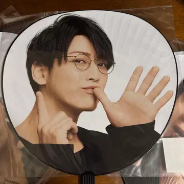 KAT-TUN 부채 세트 판매