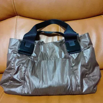 브라운 나일론 토트백