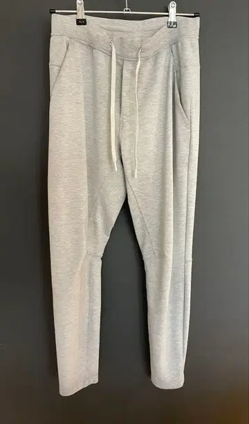 룰루레몬 그레이 조거 팬츠 M