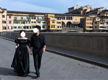 퍼프 슬리브 새틴 웨딩 드레스 블랙