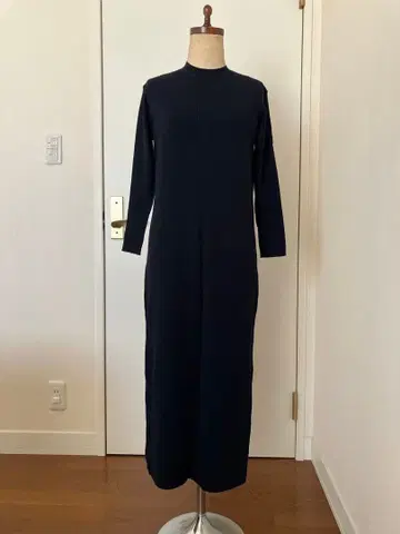 Drerrterior 신비 네이비 리브 소매 니트 롱 원피스