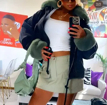 fashionnova 퍼 카라 부착 블랙 데님 자켓