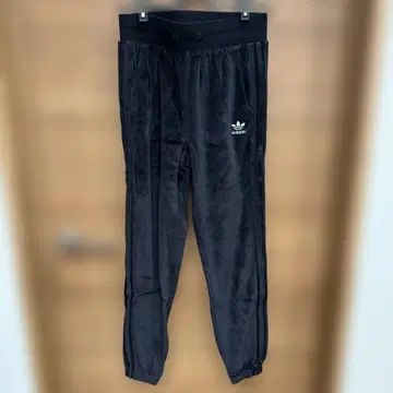 adidas 블랙 조거 팬츠 벨로아