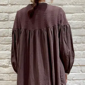 사만사 모스모스 절개 개더 원피스 (브라운)