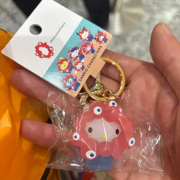 산리오 EXPO 2025 사자형 키링 미야쿠미야쿠 키티