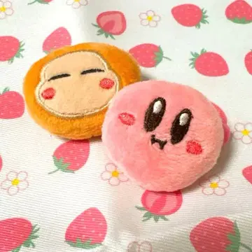 별의 커비 복슬복슬 배지 2개