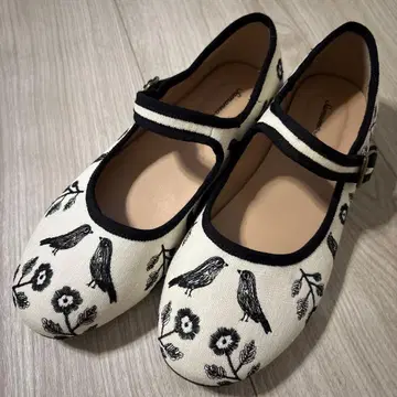 사만사 모스모스 새 자수 원 스트랩 슈즈