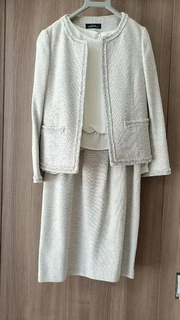 그린 레이블 릴랙싱 세레모니 수트 세트