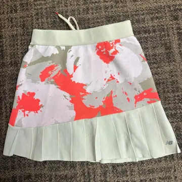 [ 미사용 새상품 ] New Balance 여성용 골프 스커트 00