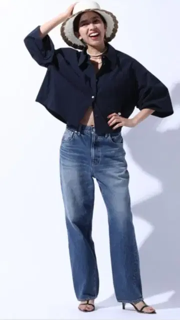 [woadblue/워드블루] 별주 HIGHRISE 스트레이트 데님