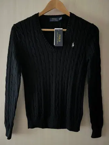랄프 로렌 블랙 컬러 케이블 니트 V넥 스웨터 미사용 새상품 택 포함
