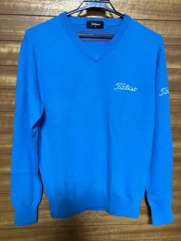 Titleist 파랑 V넥 스웨터