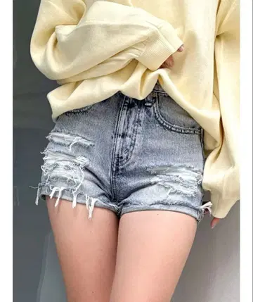 GYDA 저스트 웨이스트 데미지 데님 숏팬츠 XS