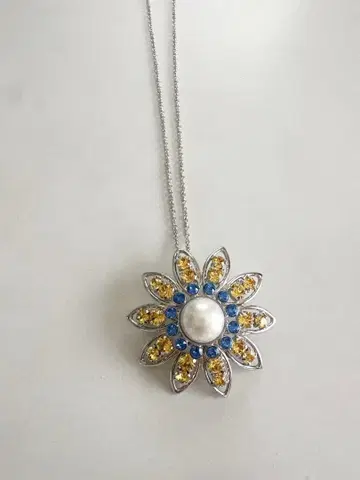 르네 목걸이 브로치