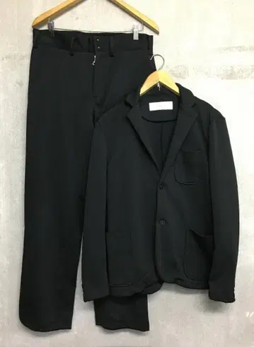 컬리 트랙 자켓 팬츠 셋업