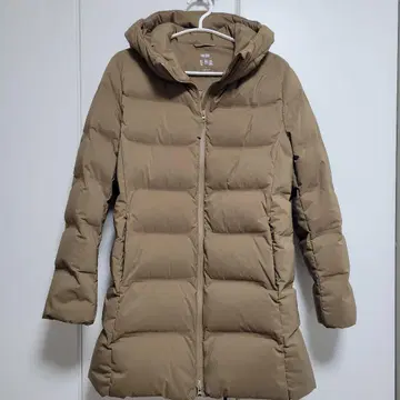 [ 택 없음 미사용 새상품 ] 유니클로 다운 카멜 브라운