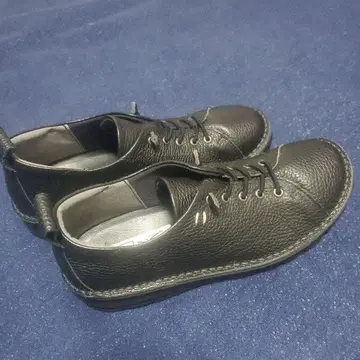 FIZZ REEN 블랙 가죽 캐주얼 슈즈