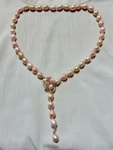 플라워 모티브 펄 목걸이