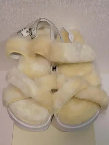 인조 모피 샌들 이탈리아제 미사용 새상품 37