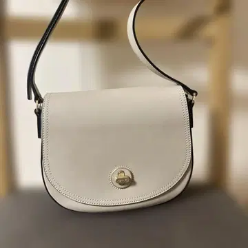 아네스베 숄더백