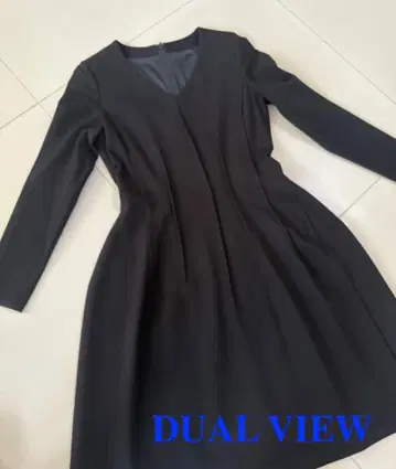 DUAL VIEW (듀얼 뷰) 블랙 V넥 긴팔 원피스