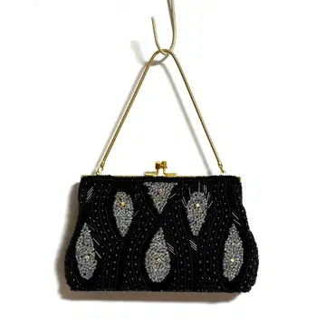 [ 쇼와 레트로 총 비즈 백 ] 페더 패턴 깃털 패턴 블랙 실버