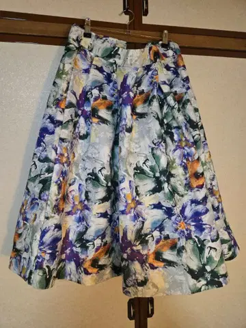 플라워 프린트 무릎 기장 플리츠 스커트