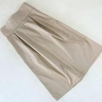 지유 치노 스커트 벨트 포함 베이지 L 사이즈 턱 포함 종아리 기장