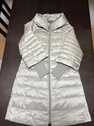 HOLIDAY 다운 자켓 M 샴페인 골드