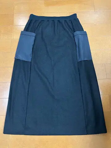 케이하야마플러스 스커트