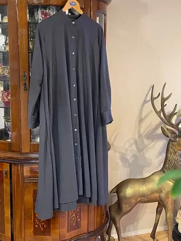 미즈이로 인디 차콜 그레이 셔츠 원피스