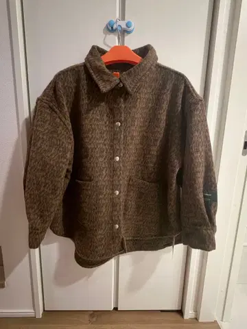 keep being you 샤기 아우터