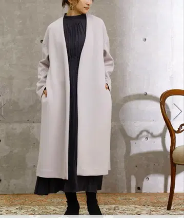 TIARA 종이상자 니트 코트