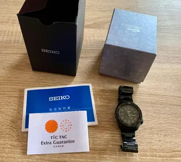 세이코 5 스포츠 스트릿 유통 한정판 모델 SBSA075 자동 와인딩