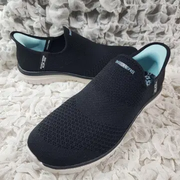 거의 미사용 스케쳐스 슬립인즈 버츄 - 슬릭