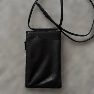ear 이아 파피요네 소가죽 모바일 지갑 스마트폰 숄더백 블랙