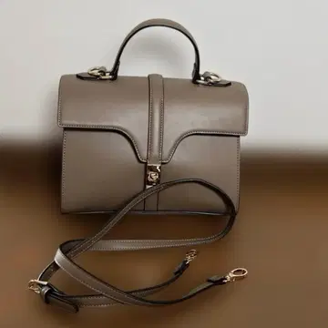 스페경 메탈 2way 백 블랙 중고 베이지