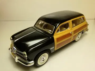 클래식카 포드 우드 패널 왜건