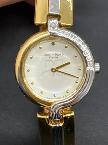 쿠레쥬 뱅글형 손목시계 골드/실버