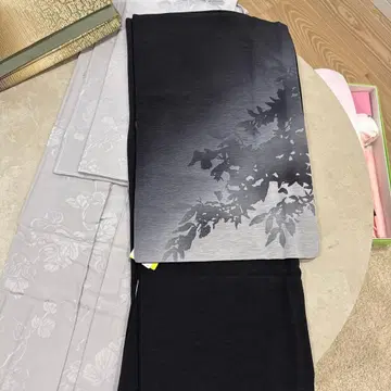 기모노와 오비 세트