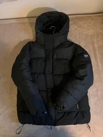 블랙 후드 부착 후디드 퍼프 자켓 ZARA