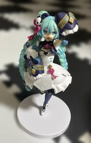 SEGA 하츠네 미쿠 모던 차이나 피규어