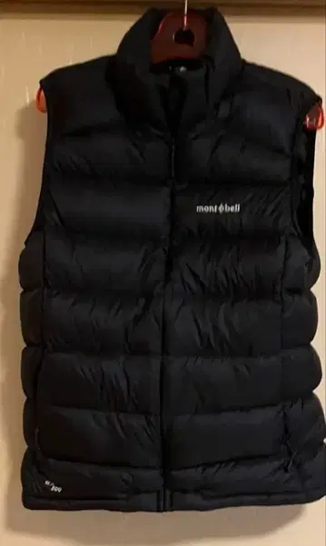 몽벨 여성용 라이트 알파인 다운 베스트 L